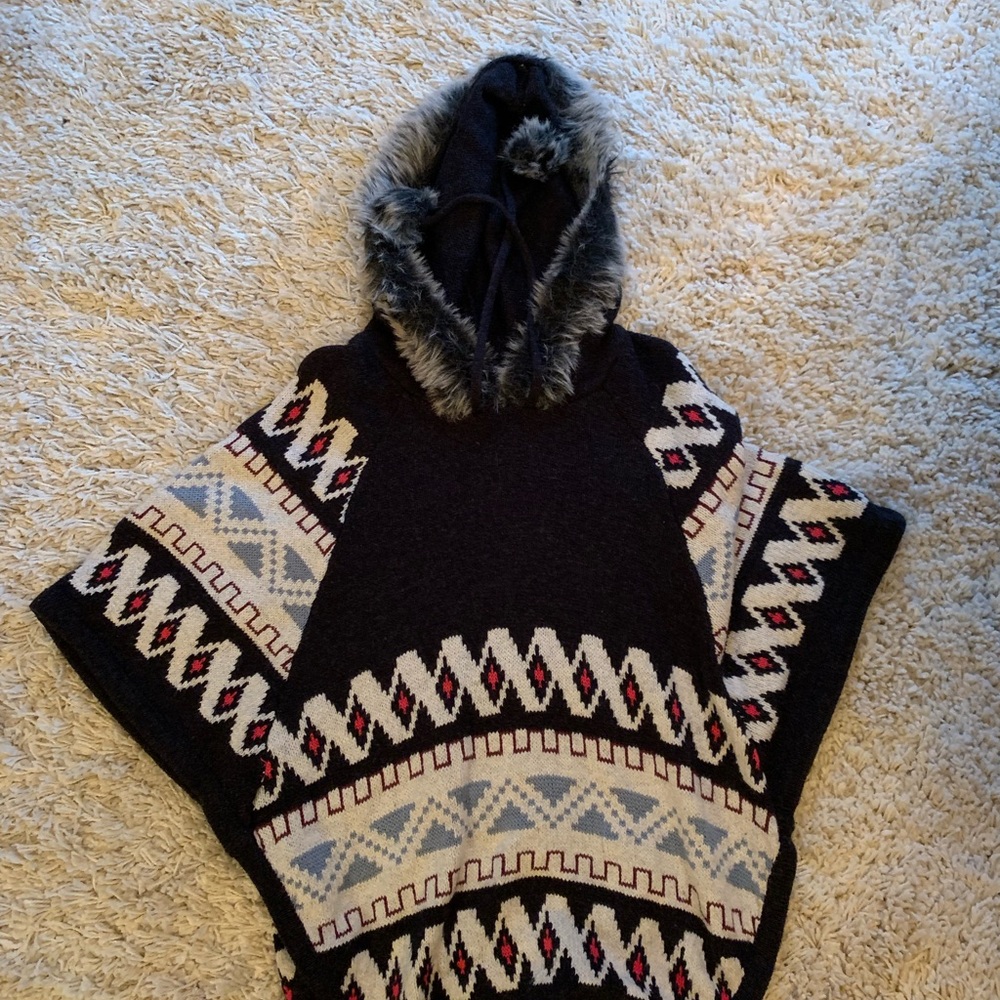 Knit poncho/cape with fur hood